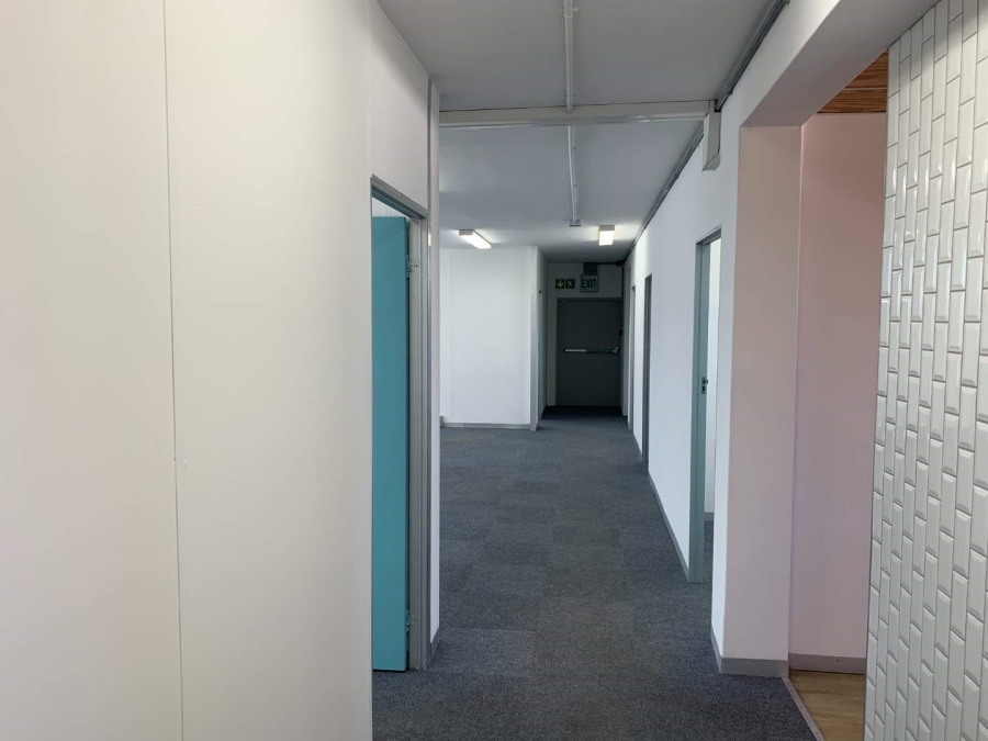 To Let commercial Property for Rent in Loevenstein Western Cape